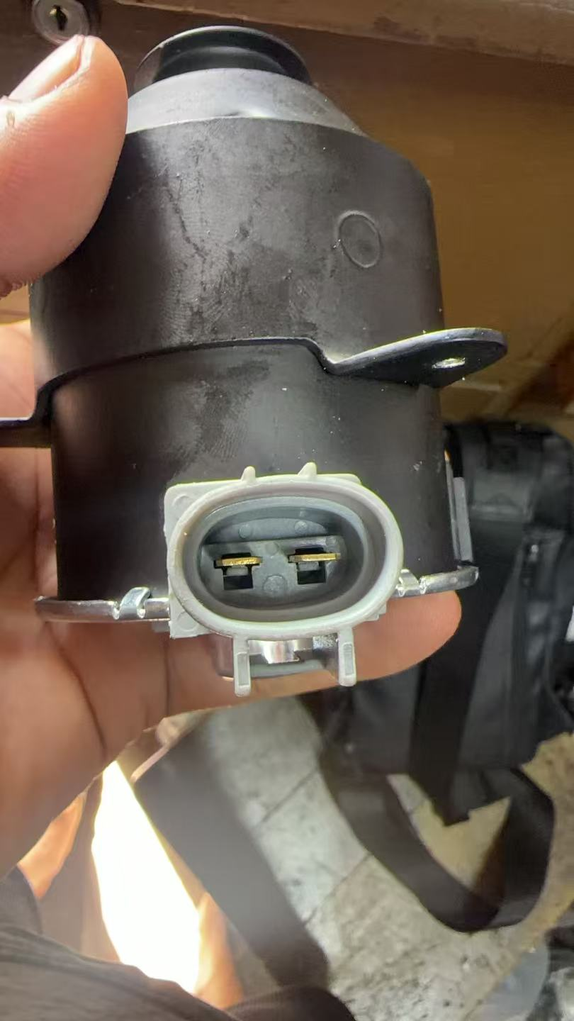 Radiator Cooling Fan Motor, reference 263500-5480 - supplied identification photo